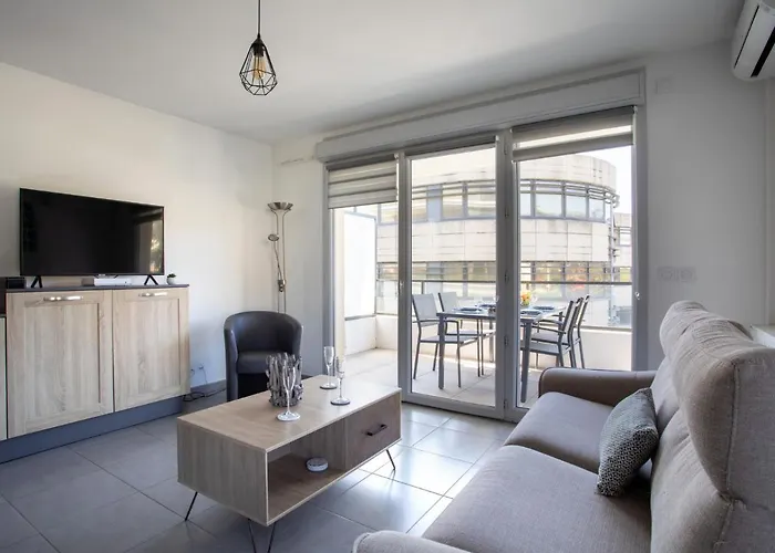 L'oree Du Parc By Interhome Appartement